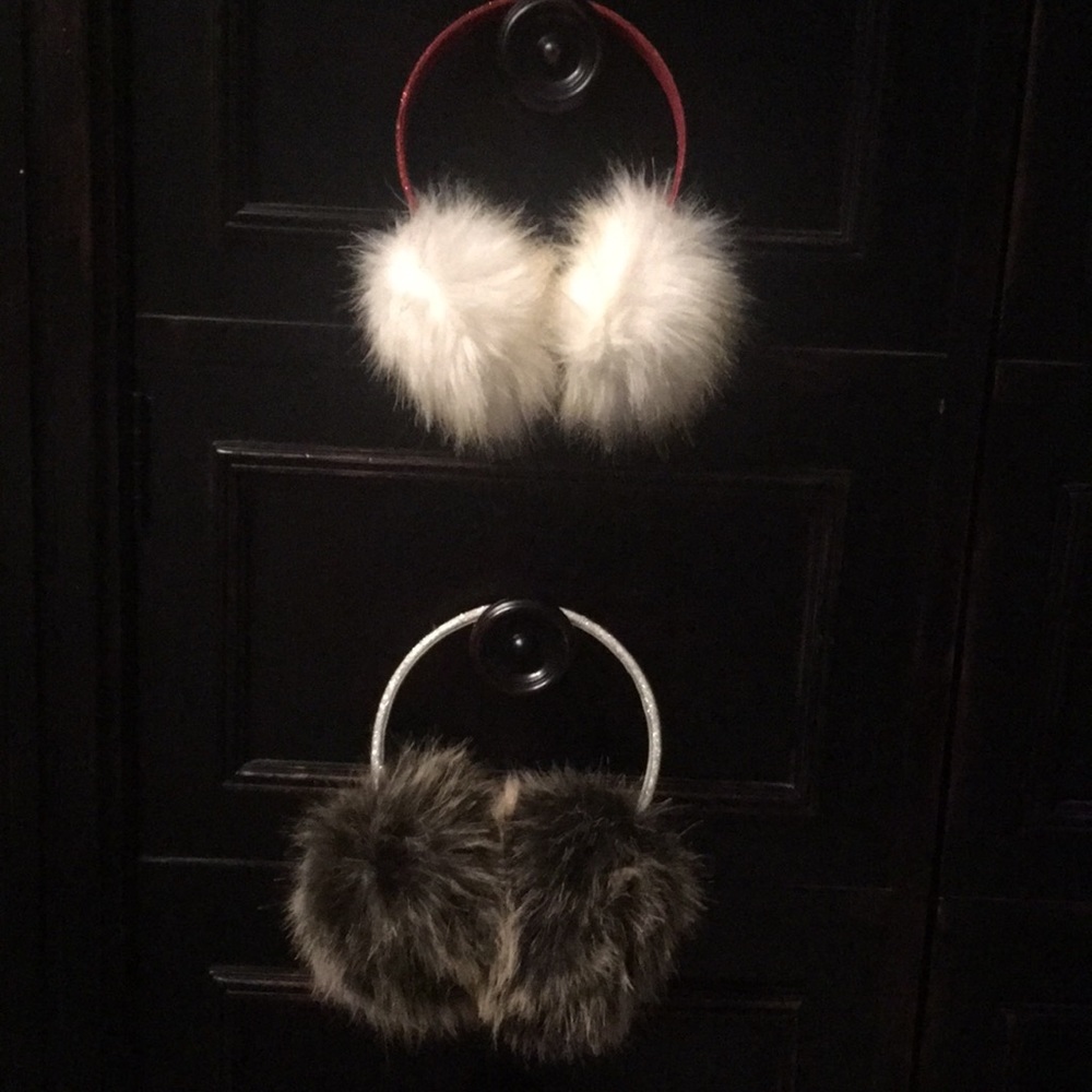 Fuzzy earmuffs set